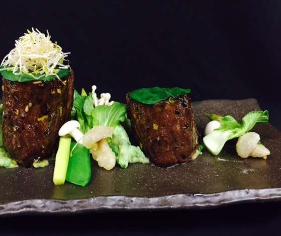 Spiced beef with bok choy and beansprouts