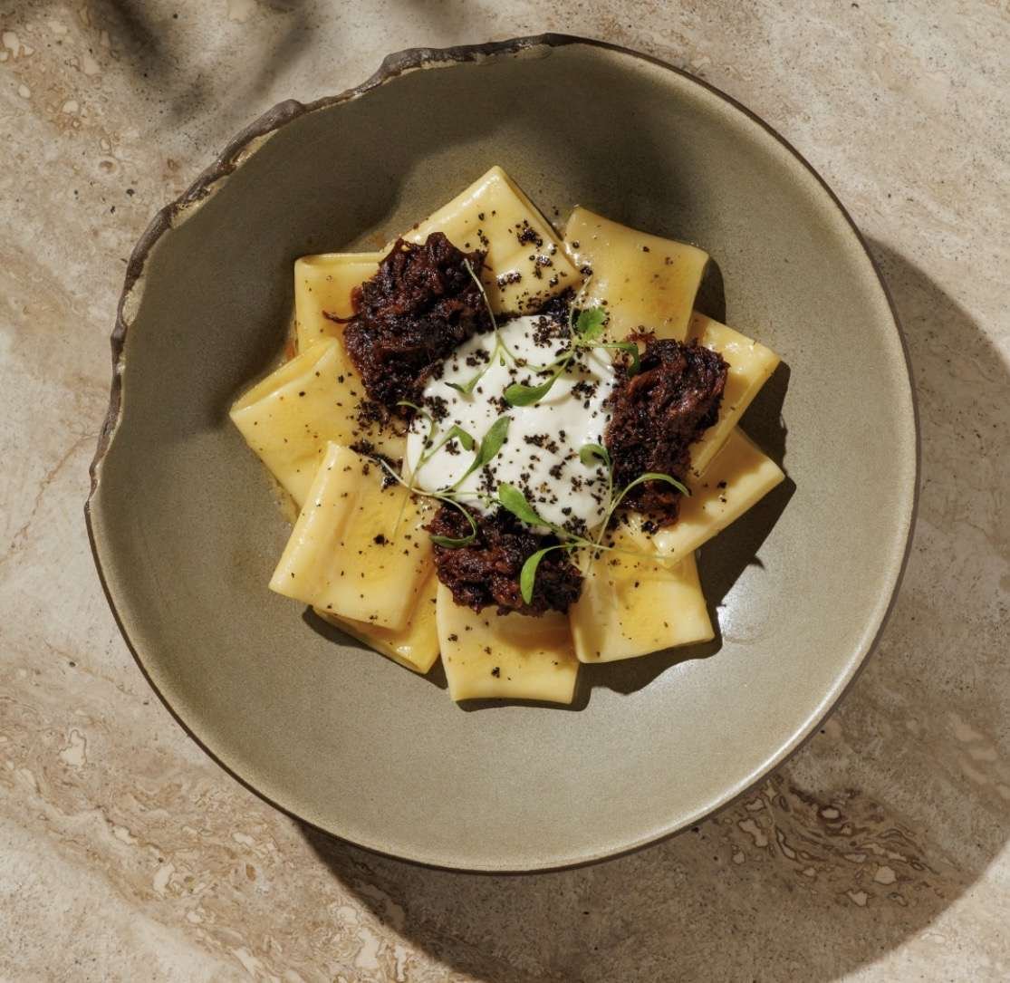Paccheri with short ribs and pecorino siphon